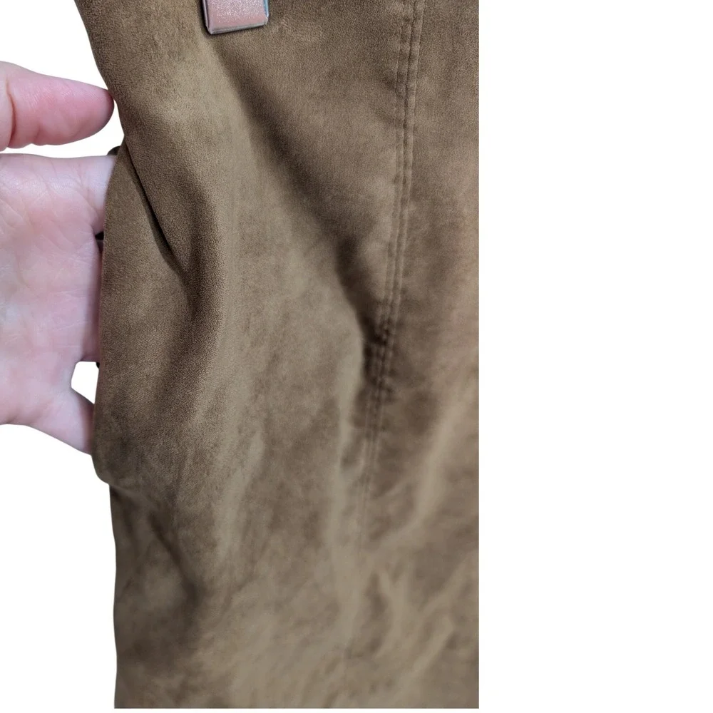 Hollister Faux Suede Mini Skirt Brown High Rise with Front Pockets and slits - M